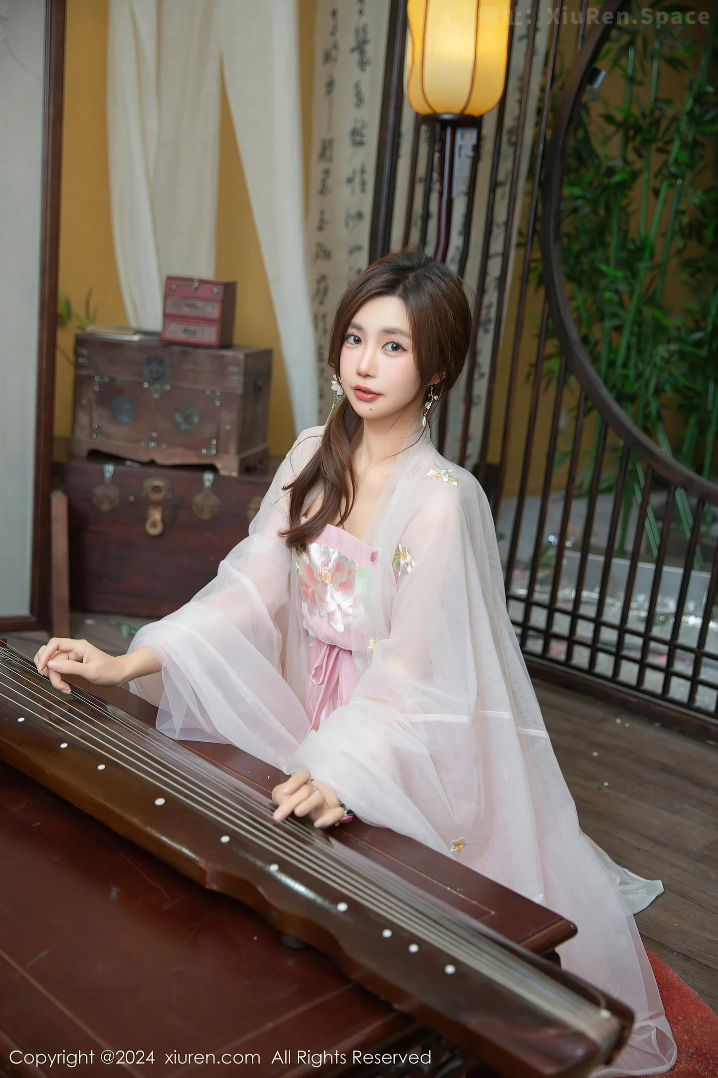 图片[2]-[XiuRen秀人网] VOL.9475 女神绮里嘉ula私房性感轻透古风薄纱服饰秀曼妙身姿撩人诱惑写真80P-秀人网官方网站